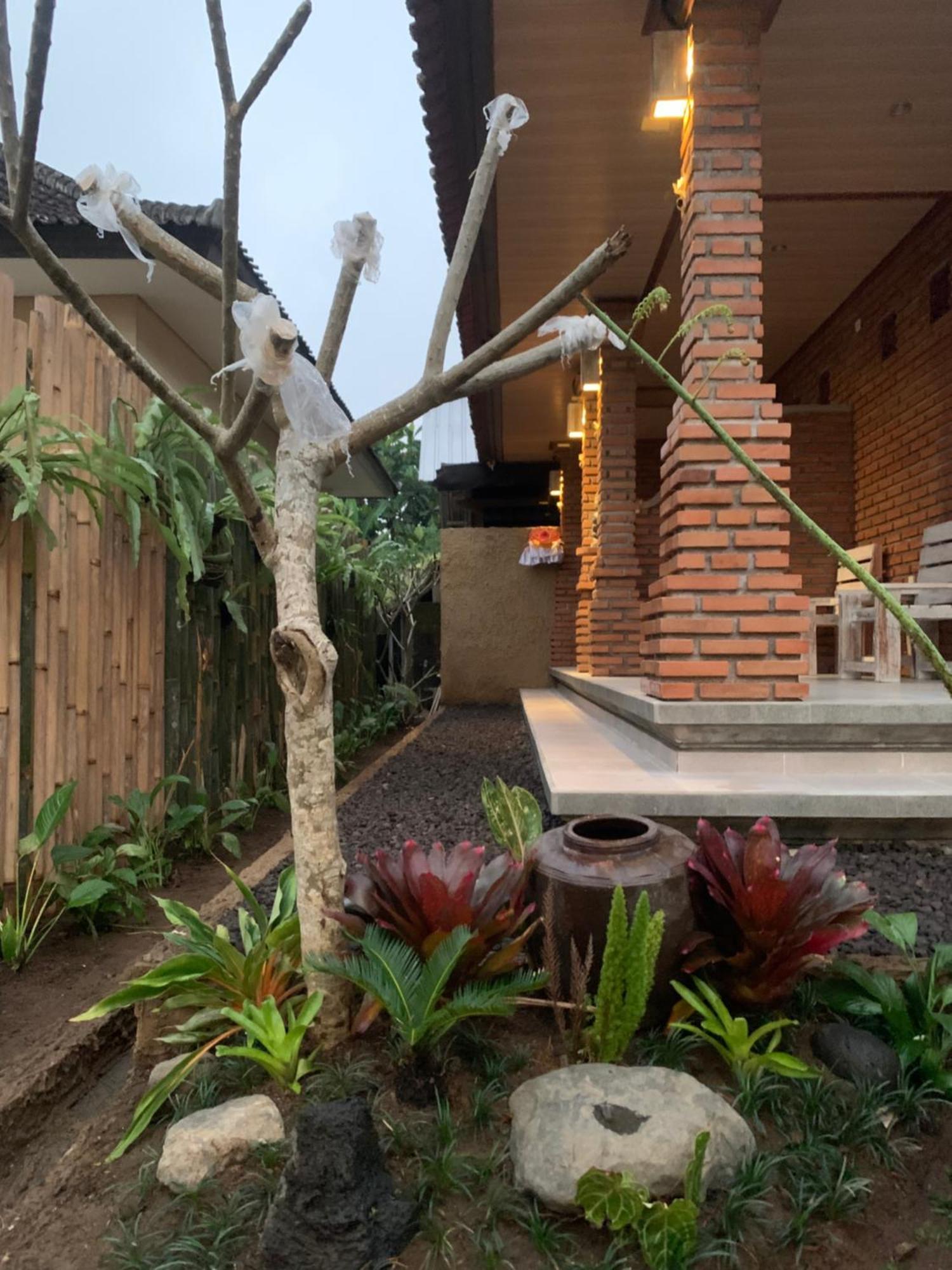 Tampaksiring Ambara Guest House מראה חיצוני תמונה