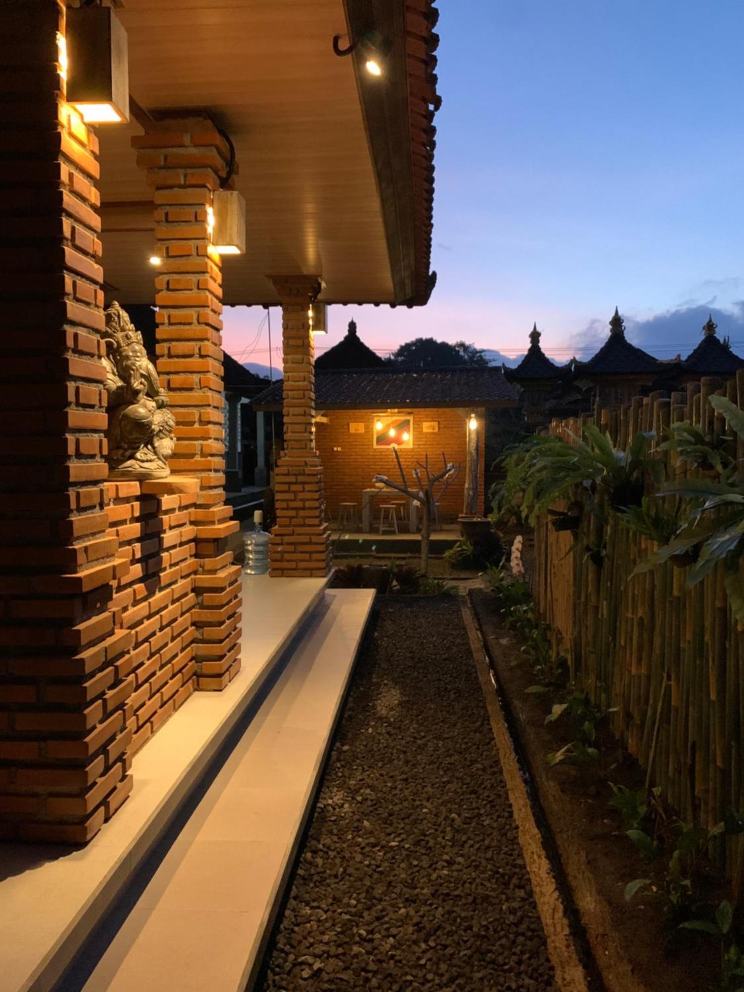 Tampaksiring Ambara Guest House מראה חיצוני תמונה